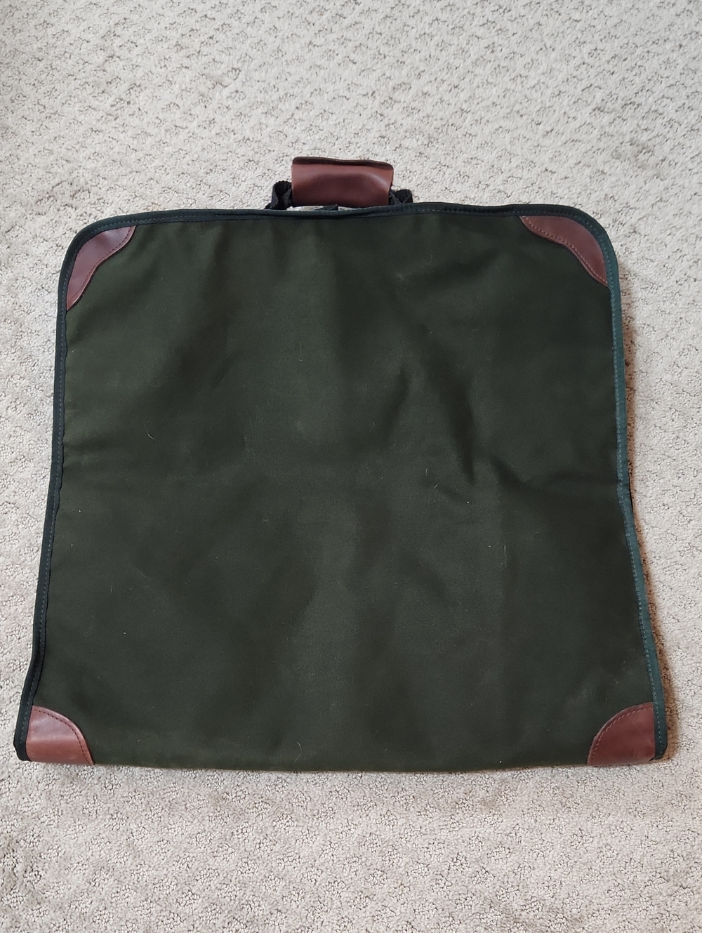 Orvis Dark Green Canvas Garment Bag with Brown Leather Accents - Picture 11 of 16